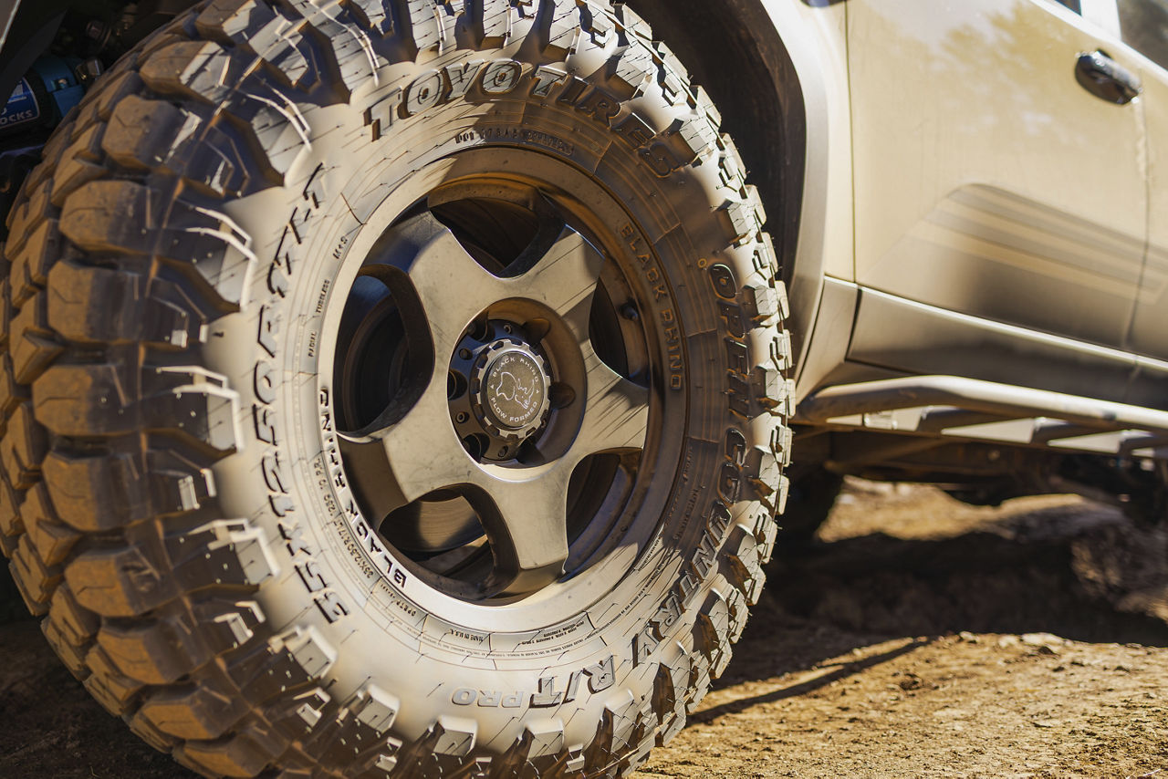 2025 Toyota Land Cruiser - Black Rhino SOL - Black | Wheel Pros